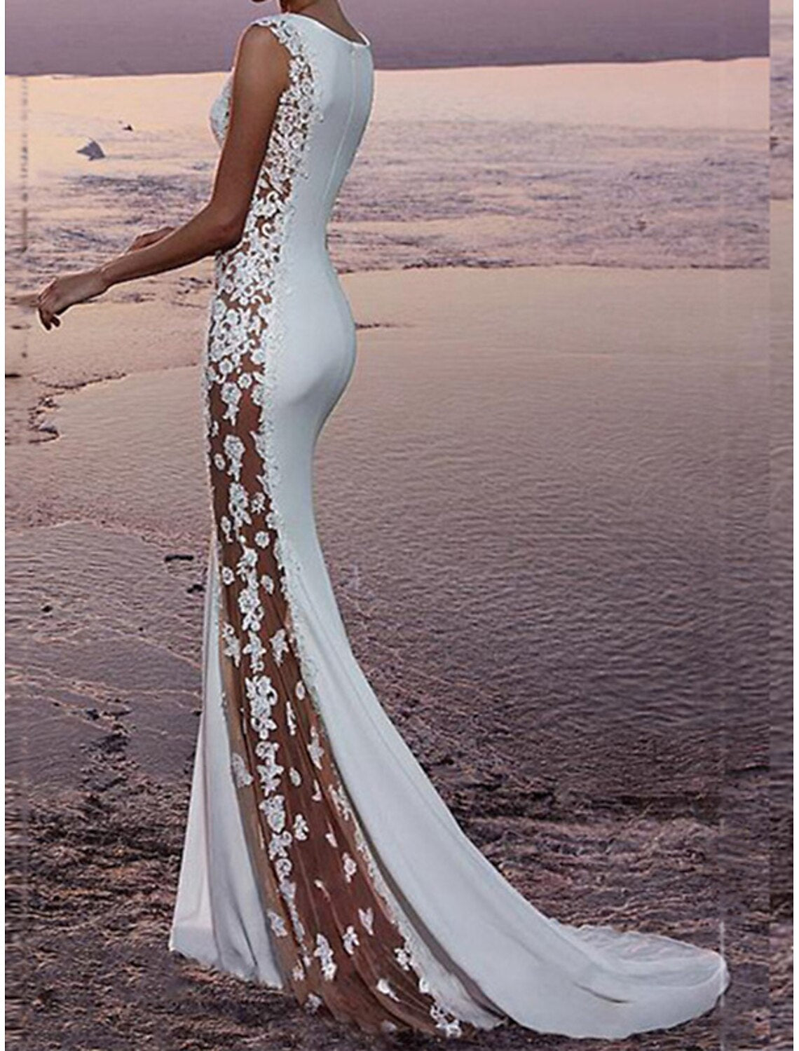 Buyishang Beach Wedding Dresses Sheath Scoop Neck Sleeveless Court Train Lace Bridal Gowns With Appliques